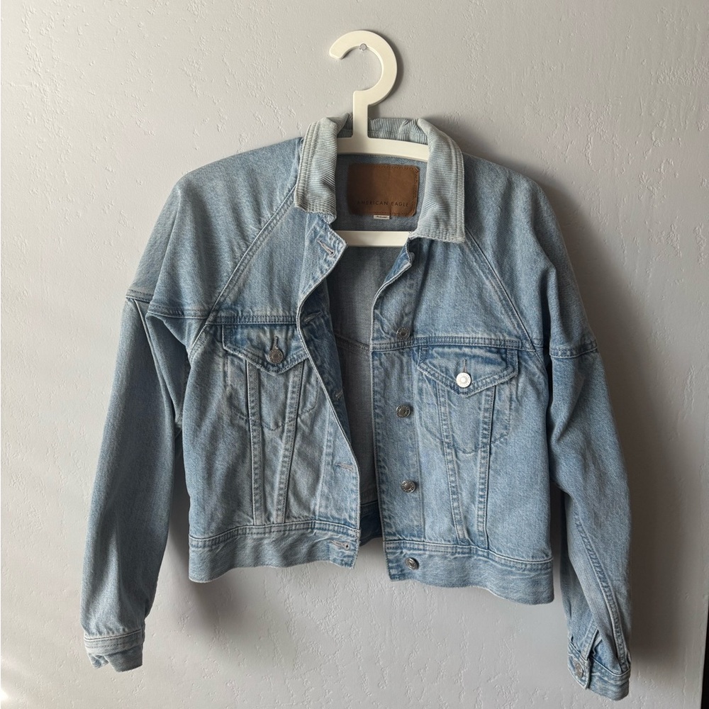 American Eagle Cropped Denim Jacket with Corduroy Collar - Picture 2 of 7
